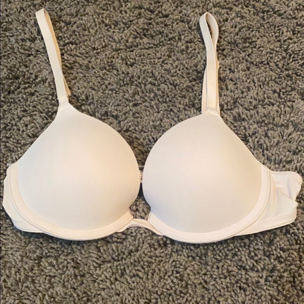 Victoria Secret 32 A push-up Bra